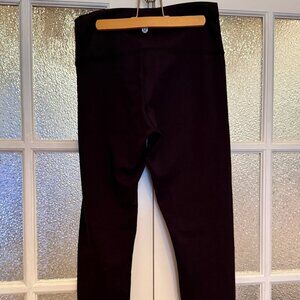 Lululemon Wunder Train 25" Tight Legging Size 10 BLACK